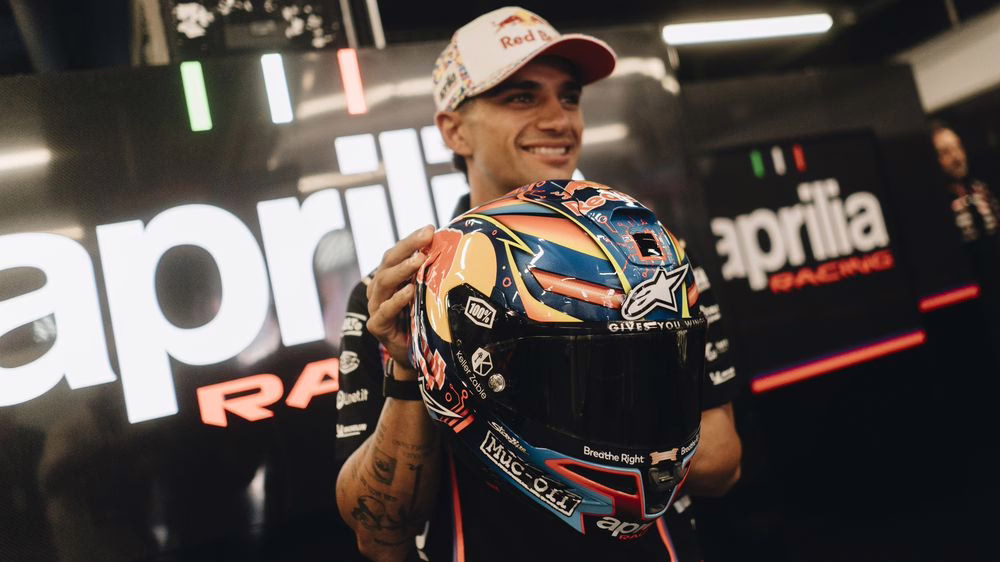 Jorge Martin new helmet video game